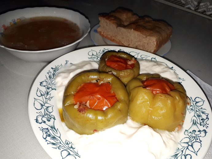 Dolma yerken biberini ayırır mısınız?