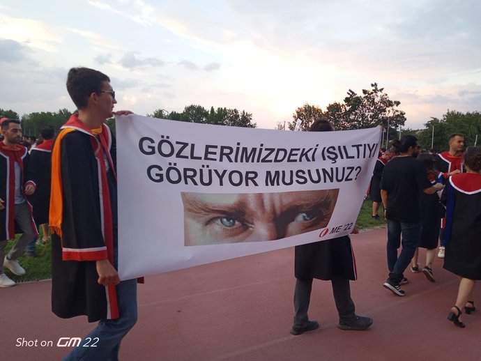 Bazen ODTÜlü olmak istersin! ODTÜ mezuniyet pankartları nasıl ama 🤩?