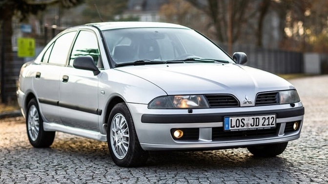 2001 model Mitsubishi için 190 bin istiyorlar! Bu araba fiyatları nereye gidiyor?