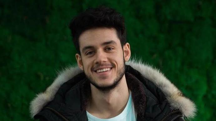 Orkun Işıtmak YouTubeda 10 milyon aboneye ulaştı! Videolarını izliyor musunuz?
