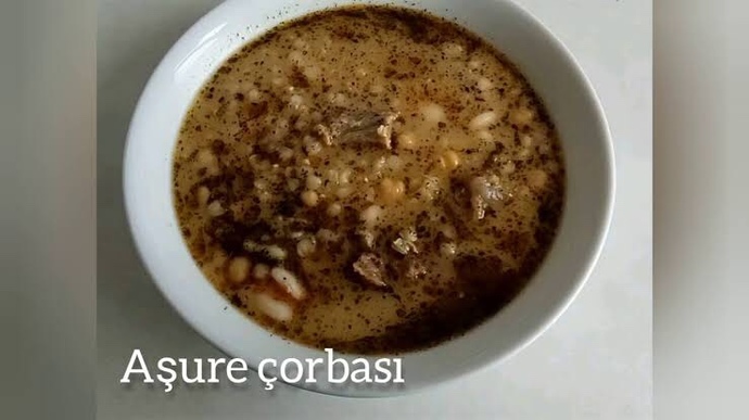 Tatlı aşure mi tuzlu aşure mi ?