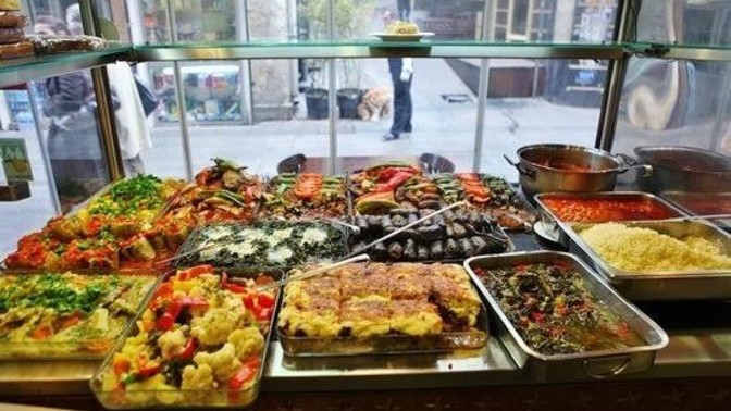 Bugün öğle yemeği menünüzde ne var?