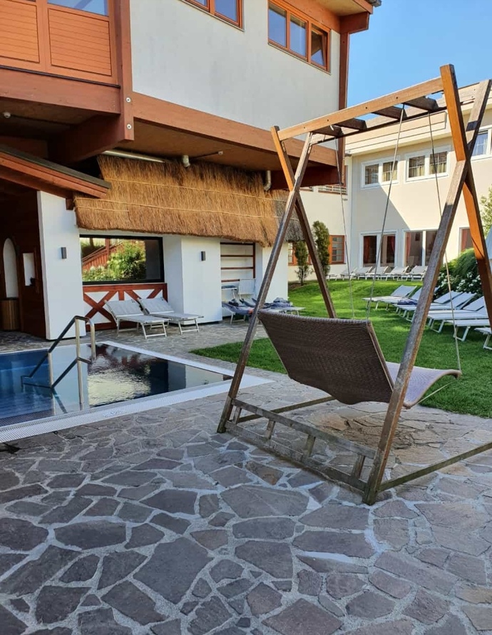 Ben şöyle geçip yenilen kazıkları dinliyim bari 🍹