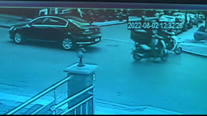 İstanbul Ataşehir'de bir otomobil sürücüsü, tartıştığı motosikletliyi yaraladı! Trafikte tartışıyor musunuz?