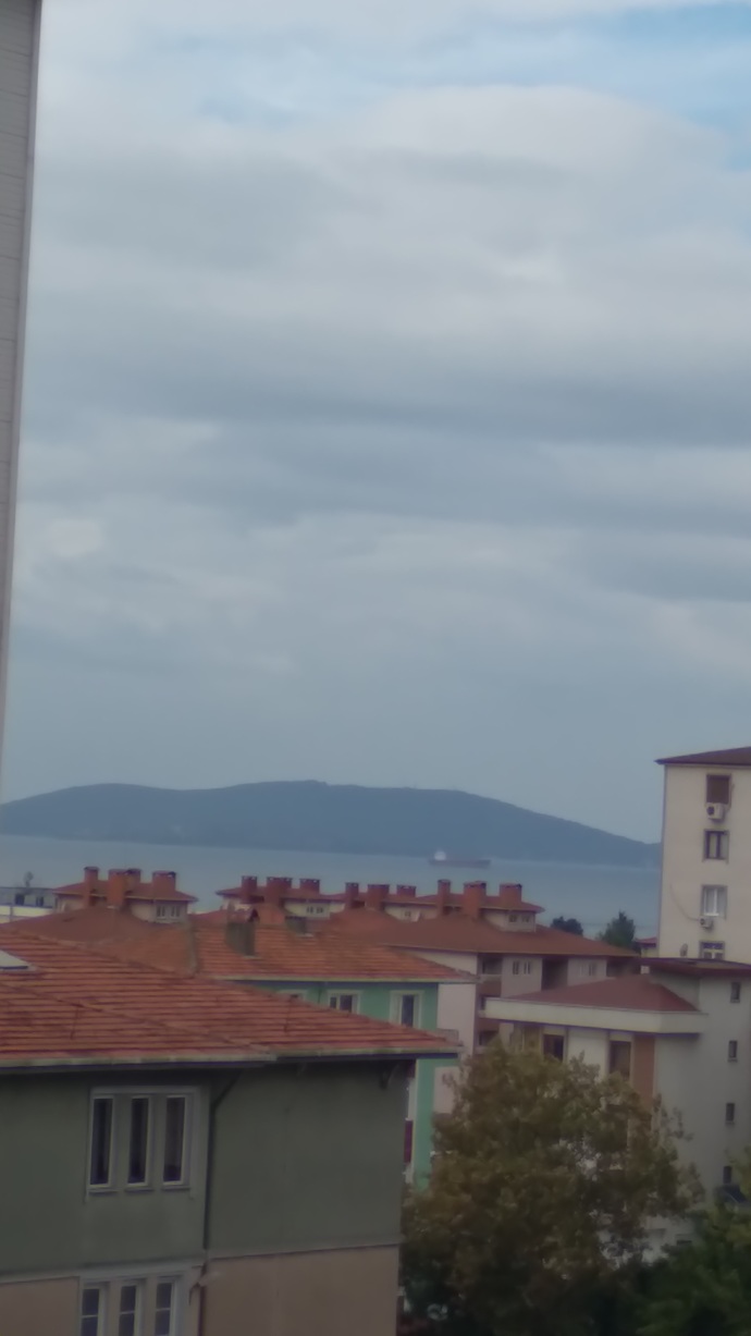 Evinizin camından bakınca ne görünüyor?