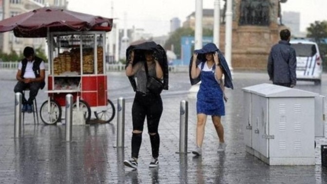 AKOM’dan İstanbul için sağanak yağış uyarısı. Şemsiyeler hazır mı?