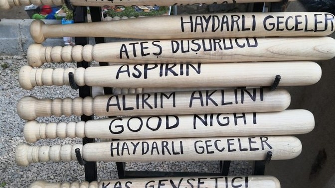 Bu sopalardan hangisini tercih edersiniz?