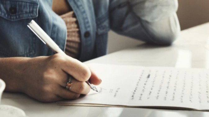 Kitap yazarı olsan hangi türde kitaplar yazardın?