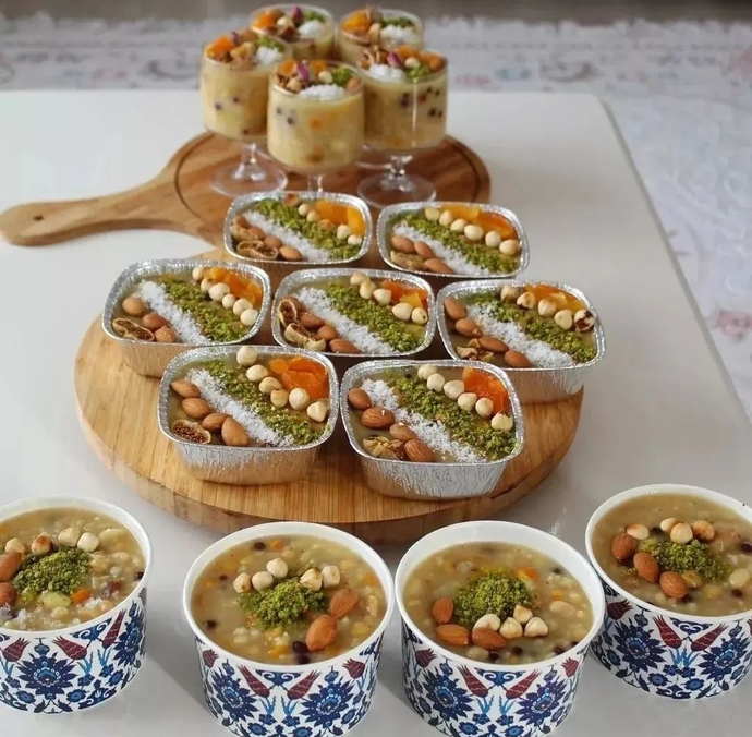 Aşureler yapıldı mı? aşure sever misiniz?
