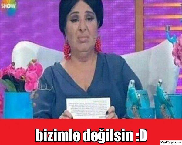 Balık etli olduğum için arkadaşlarım kombinime laf ettiler. Sizce kötü mü olmuş?
