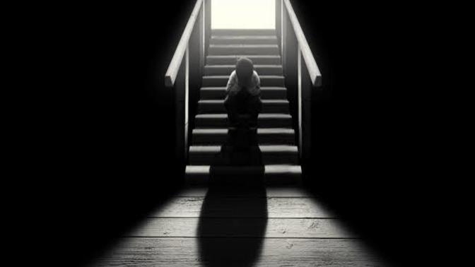 Sizce de depresyonda mıyım ve tedaviye başlamalı mıyım?