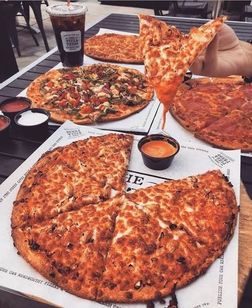 Bir oturuşta kaç dilim pizza yersiniz?