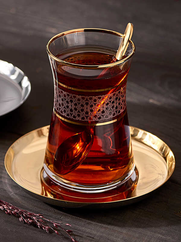 Çayın yanında en iyi ne gider?