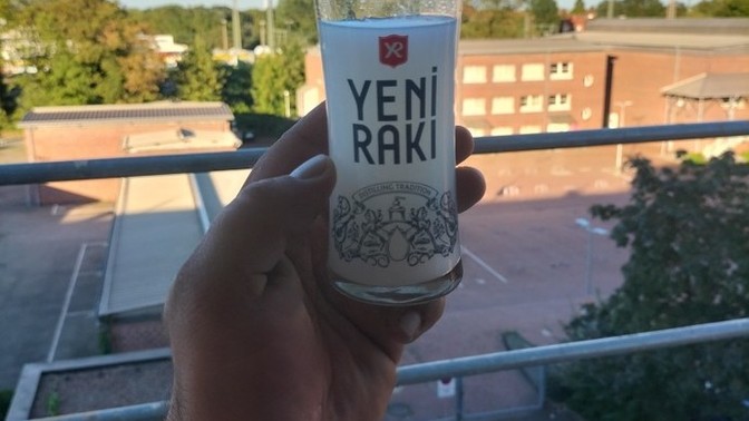 Kimin icesi var bu saate?