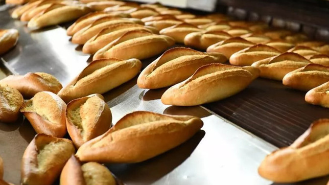 Dün 4 liraya aldığımız ekmek bugün 5 lira oldu. Var mı günlük fiyat artışı yaşayan?