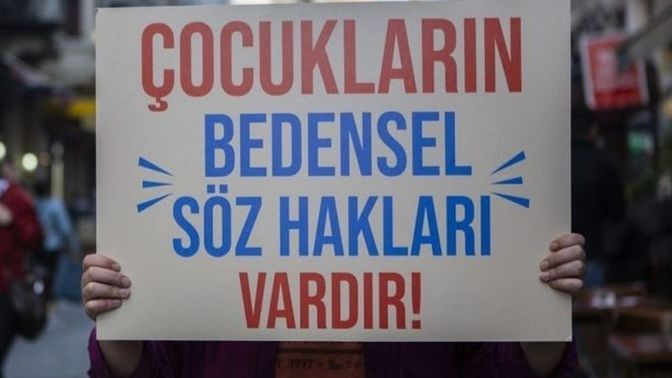 Üç çocuk, bahçeden mısır kopardıkları için darbedildi. Sizin bahçenizde mısır koparılsa ne yapardınız?