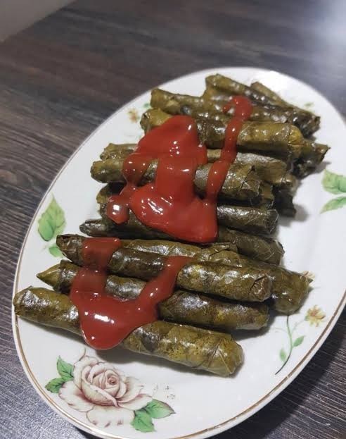 Ketçaplı sarma olur mu?