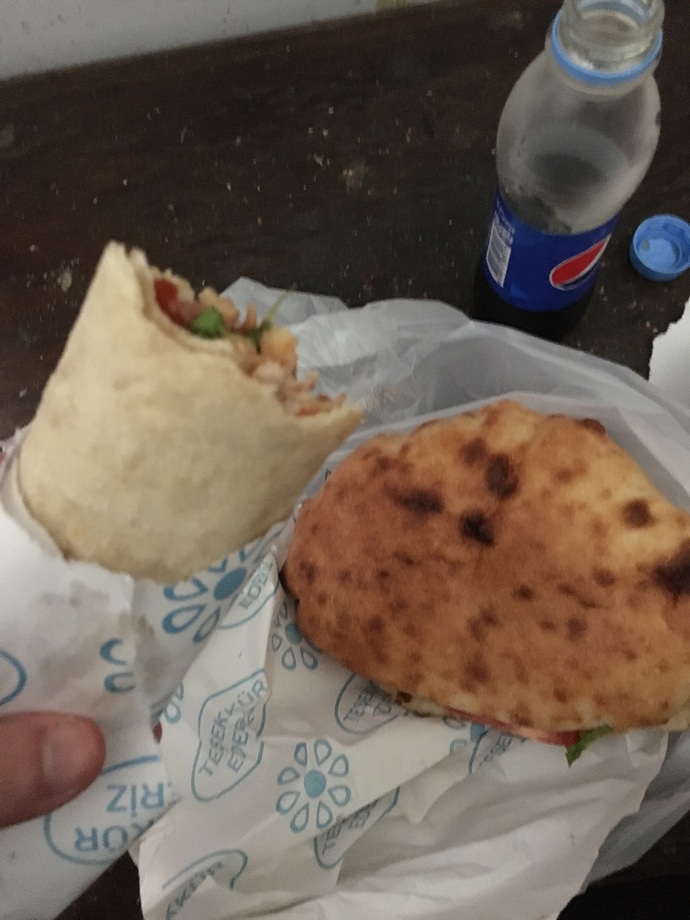 Gece gece döner olsaydı yer miydiniz?