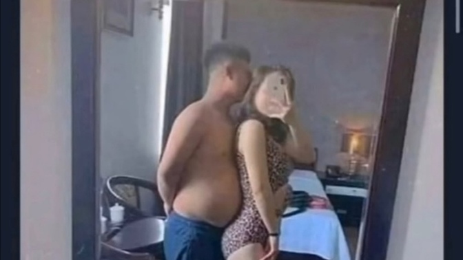 Göbekli erkek çekici erkekmi dır?