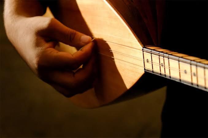 Bağlama ile Haydar Haydar çalabilen var mı ya, varsa nasıl çalıştınız?