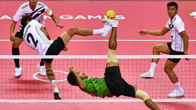 Sepak takraw (ayak voleybolu) oynamak ister miydiniz?