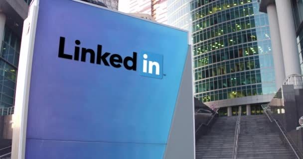 Kariyer gelişimi için LinkedIn kullanmak şart mı?