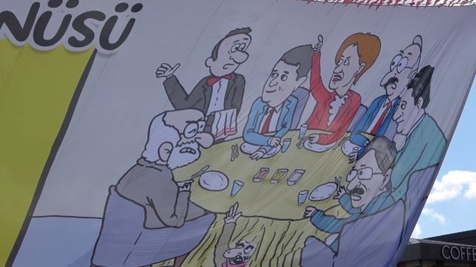 Recep Tayyip Erdoğan'ın Çorum'da düzenleyeceği toplu açılış töreninde, 'altılı masa' pankartları dikkat çekti. ne düşünüyorsunuz?