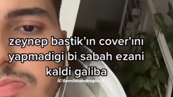 Zeynep Bastık'ın neredeyse bütün şarkıları coverlayıp yayınlaması hakkında ne düşünüyorsunuz, dinler misiniz?