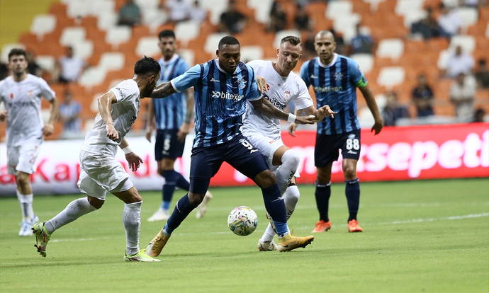 Adana Demirspor 3 - Sivasspor 0... Lider montella ile yine gözümüzün pasını sildi! Maçı nasıl buldunuz?