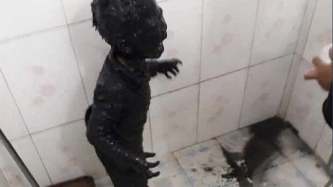 Arkadaşlar kardeşimi fırında pişirdim?