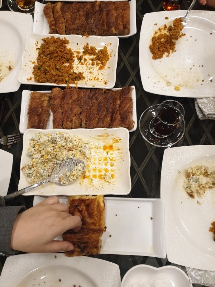 Siz erkekler buluşunca ne yaparsınız?