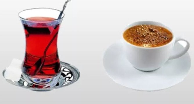 Güne çay ile mi başlarsınız? Kahve ile mi?