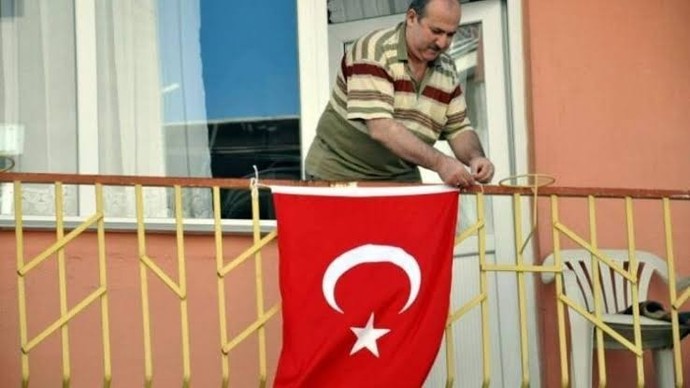 Tuğgeneral rütbesine yükselen Özlem Yılmaz, Türkiye'nin ilk kadın generali oldu. Kendisine yok mu bir tebrik?