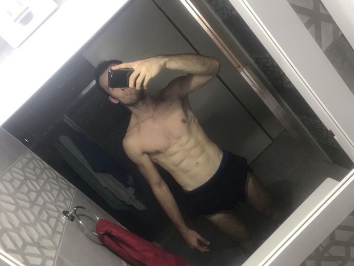 Göğüs bölgemi büyütmek için vücut ağırlığıyla neler yapabilirim?