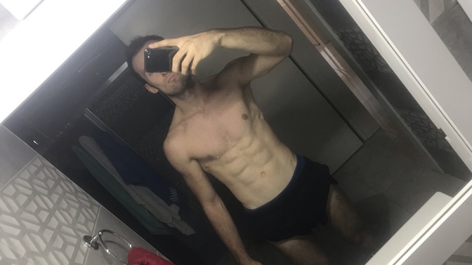 Göğüs bölgemi büyütmek için vücut ağırlığıyla neler yapabilirim?