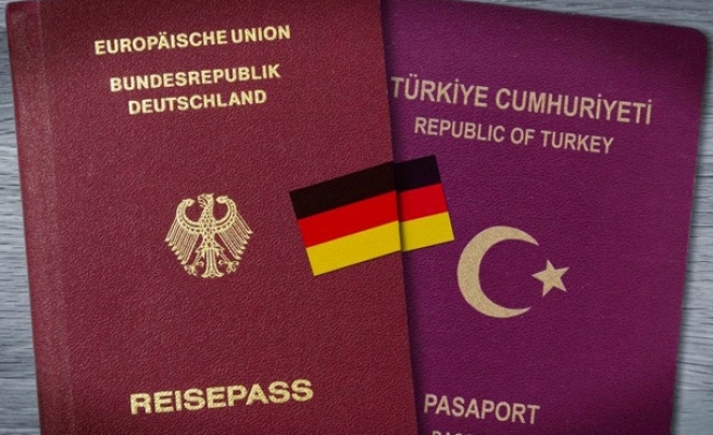 Yurtdışında yaşayan Türk vatandaşları Türkiyede oy kullanmalı mı?