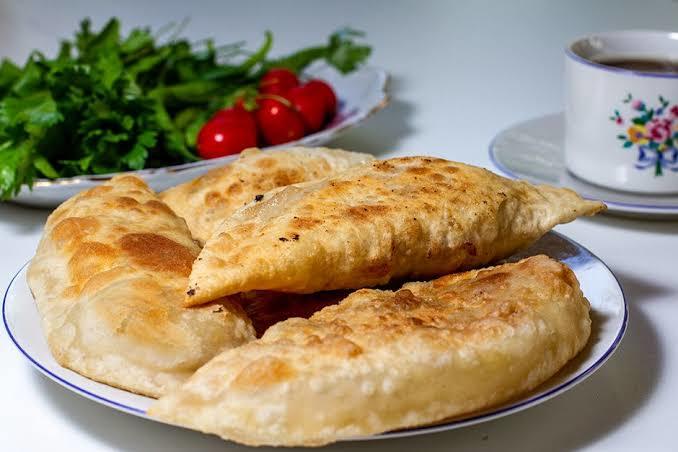 Çiğ börek sever misiniz, kahvaltıda tercih ediyor musunuz?