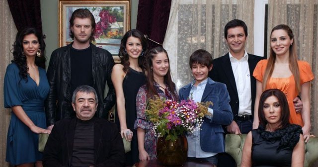 Entrika dolu film veya dizi senaryoları her zaman izlenmeyi arttırır mı?