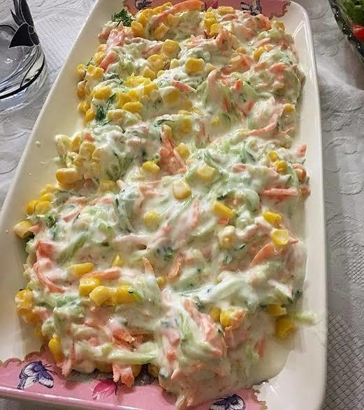 Salata sever misiniz?