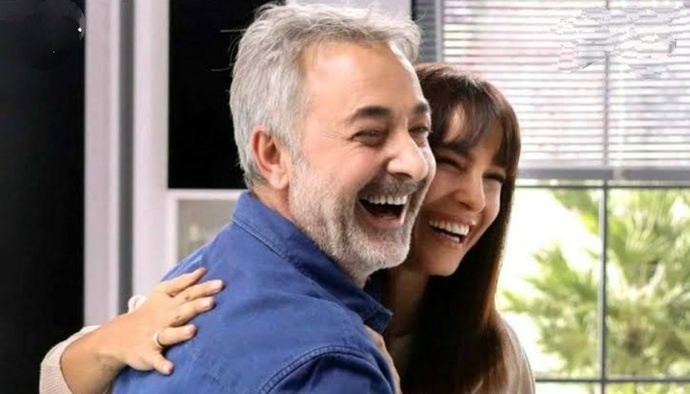 Mehmet Aslantuğ, Arzum Onana ikinci görüşmelerinde evlilik teklif etmiş. Böyle büyük aşklar kaldı mı?