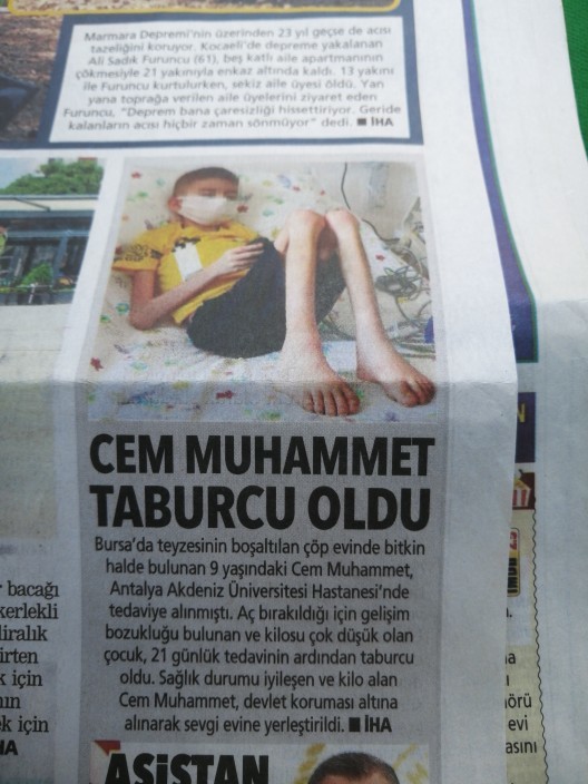 Bunu yapan kadın olunca suç olmuyor mu?