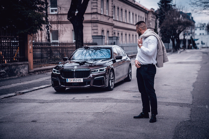 BMWsiz erkek mi olur?