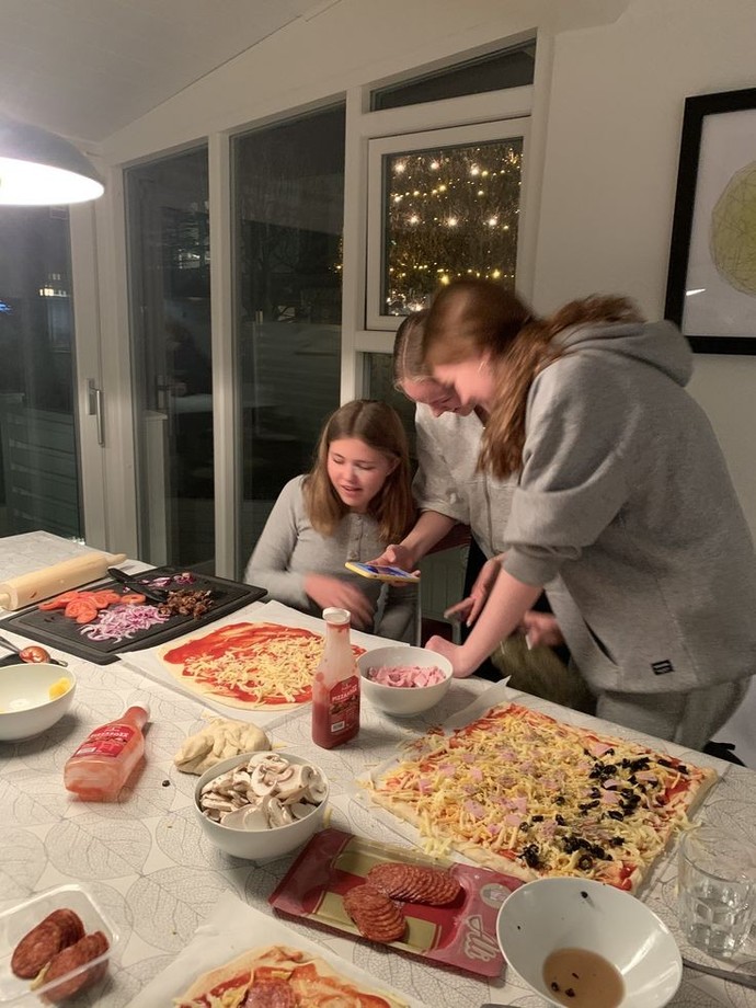 😋🍕