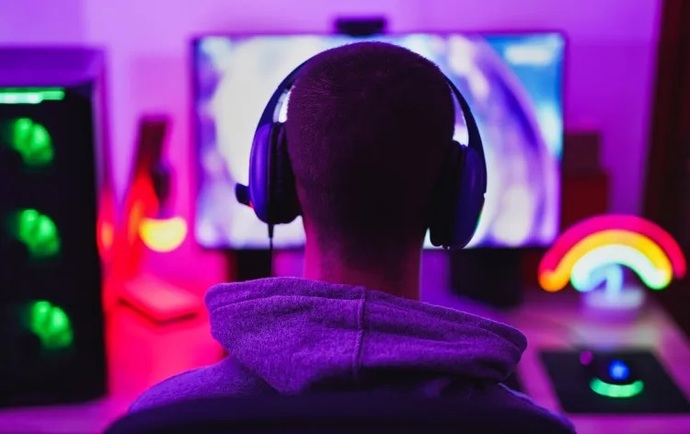İyi bir gamerda mutlaka olması gerekir dediğiniz PC aksesuarları nelerdir?