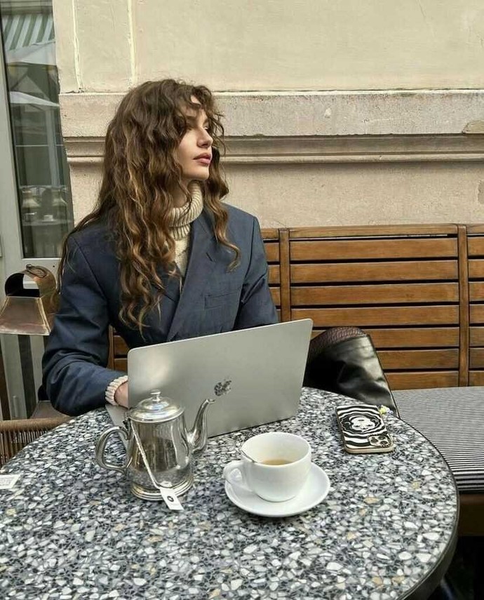 Biz istemeden yapılan yardımlara minnet duymak zorunda mıyız?