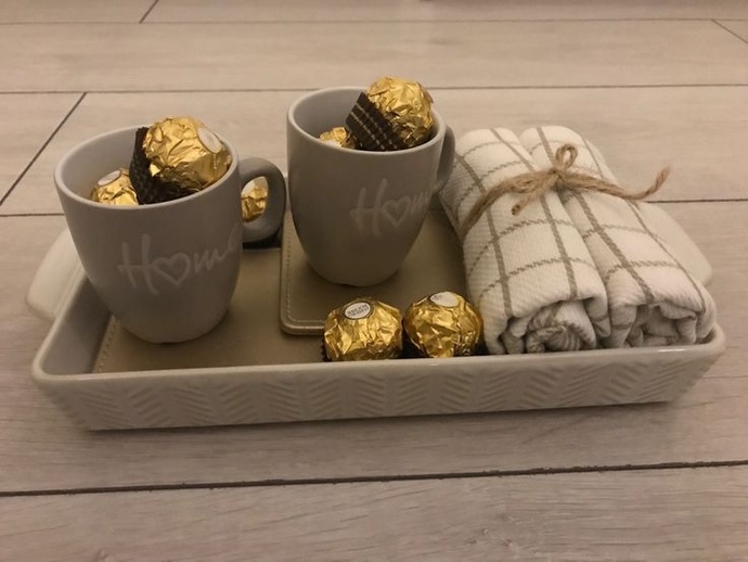Evlenen arkadaşımın ilk defa evine gideceğim, hediye olarak ne alabilirim?