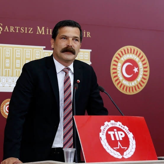Bugünlük politika? :)?
