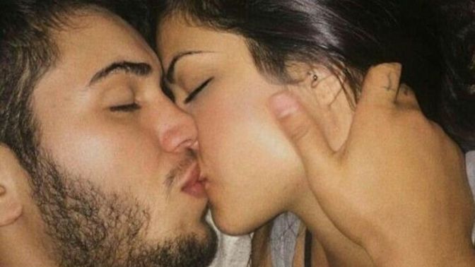 Iliskilerde her seye evet diyen mi yoksa masaya yumrugunu vuran mi iticidir?
