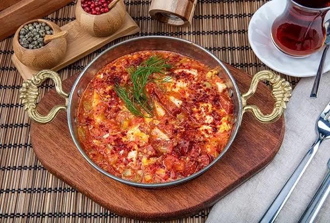 Menemene ekmek banmayı sever misiniz?