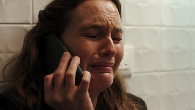8 yıldır sadece telefonda mesaj atan adamla evlilik olur mu?